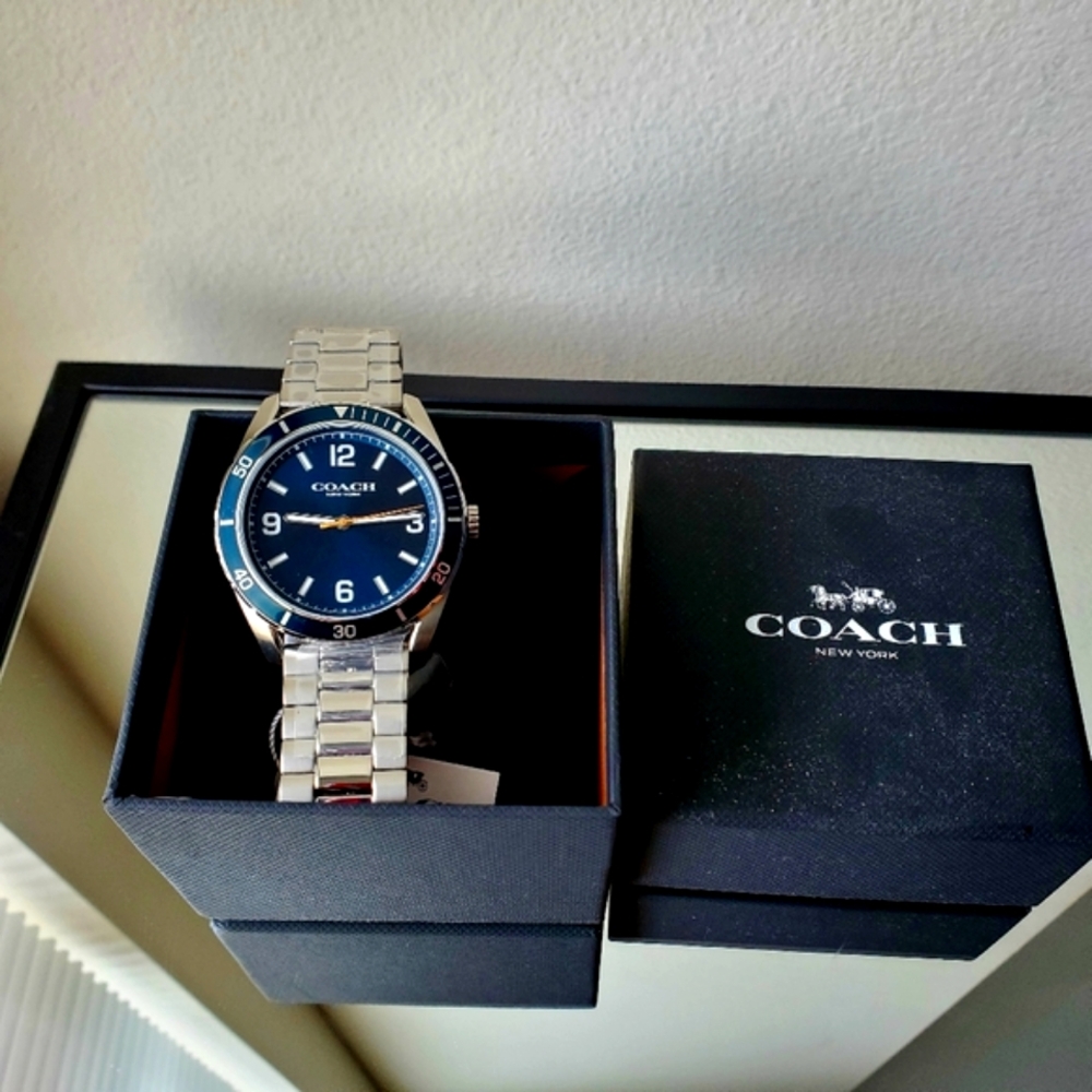 COACH men's watch - Picture 4 of 4